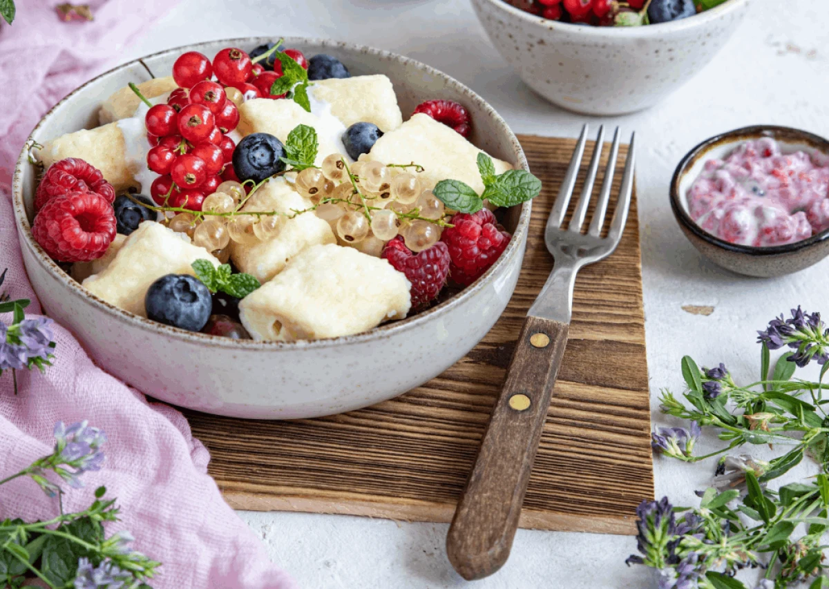 Pierogi leniwe z owocami